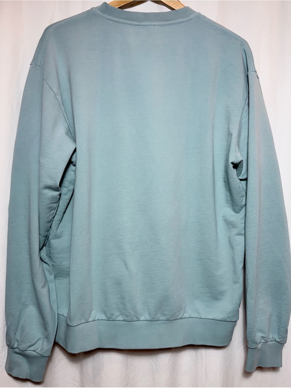MEGA YACHT Rainbow Bear Sweatshirt - Picture 3 of 4